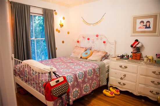 Circus of Cakes bedroom tour