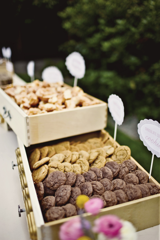 Cookies in drawers