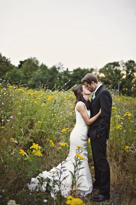 Handmade Washington state wedding | At Home in Love