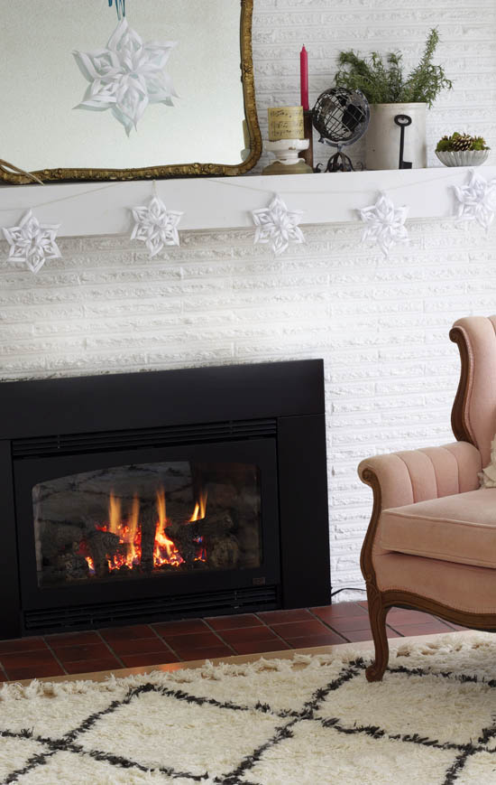 Living room with a 3D snowflake garland