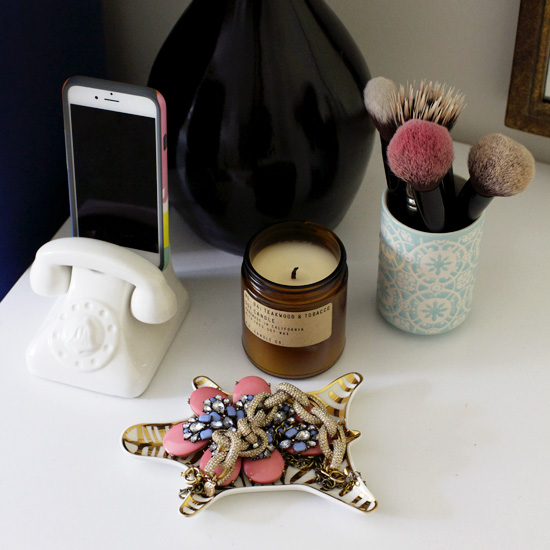 Love that Jonathan Adler phone dock