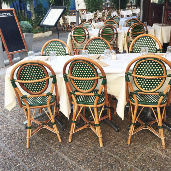 Love French bistro chairs