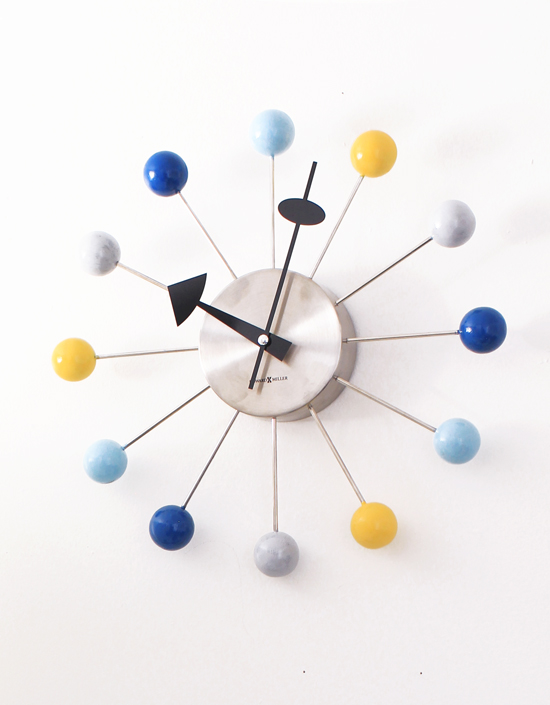 "DIY" colorful ball clock