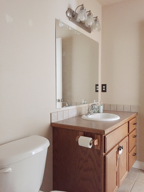 standard builder bathroom gets a makeover