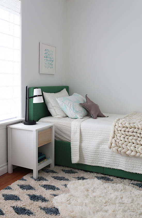 Pop of green in a neutral kids room