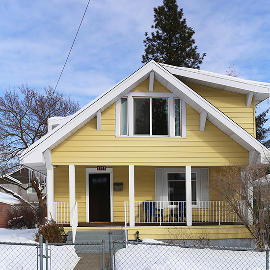 Perry Canary: Spokane Airbnb